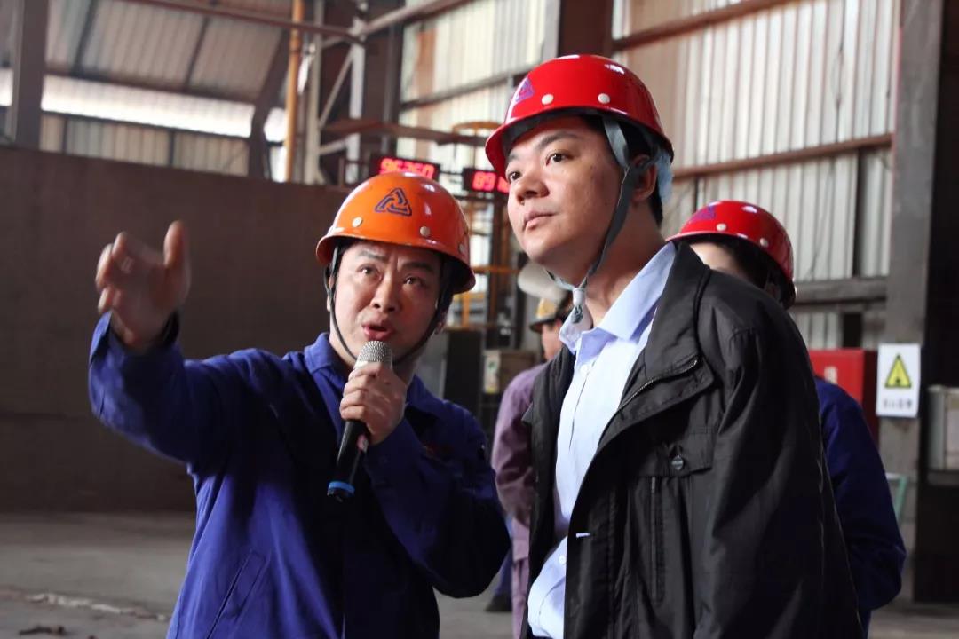 党员立潮头，，，领跑领先锋｜曾华：：：扎根高炉的铁牛